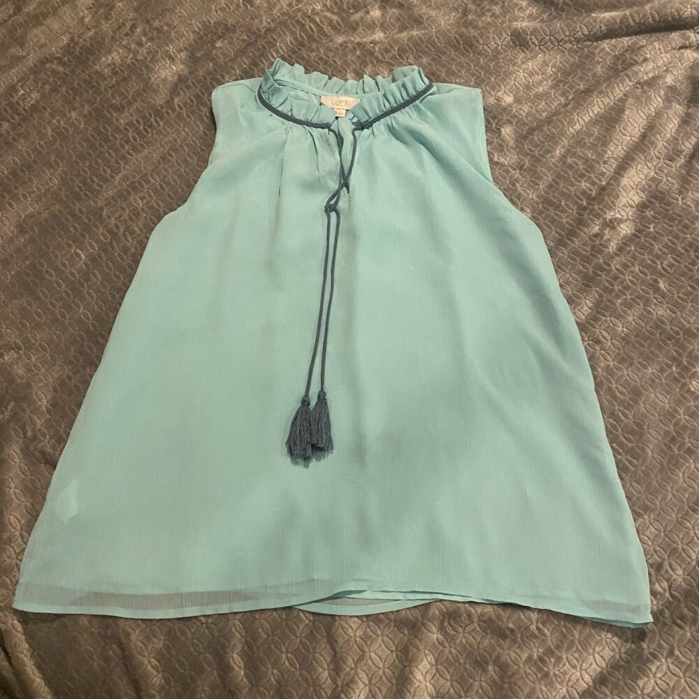 LOFT Aqua Sleeveless Tassel Tie Blouse – Women’s Sz M